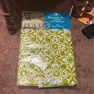 Green and White Vinyl Tablecloth with Zipper Closure